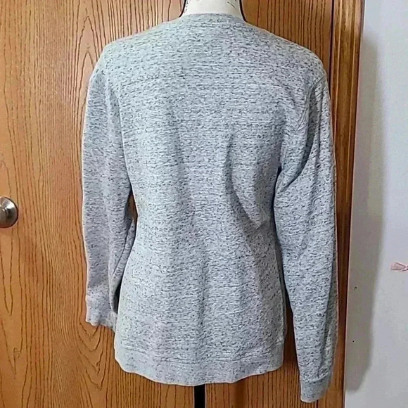 H&M Heather gray classic crewneck sweatshirt - Picture 2 of 2